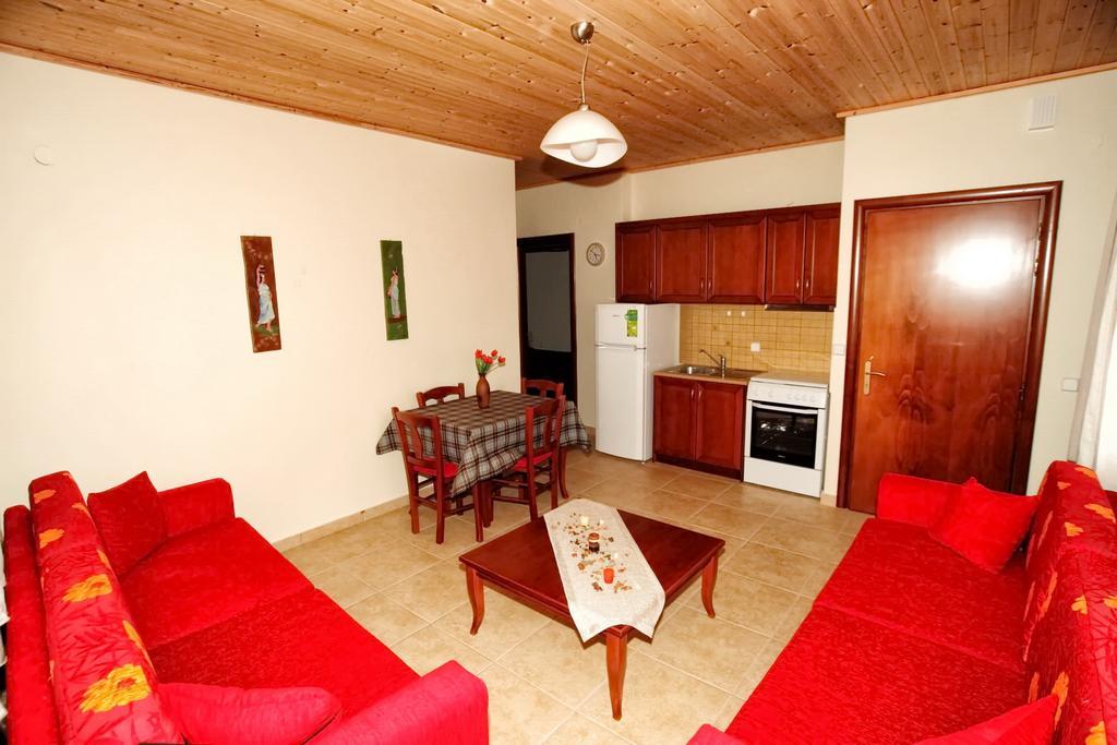Traditional Apartments Tsikrikonis Mirtofiton 외부 사진